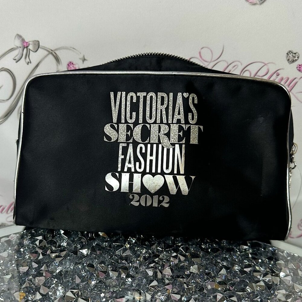 Victoria's Secret bag 2012 Black Fashion Show purse 👛 silver black rare limited